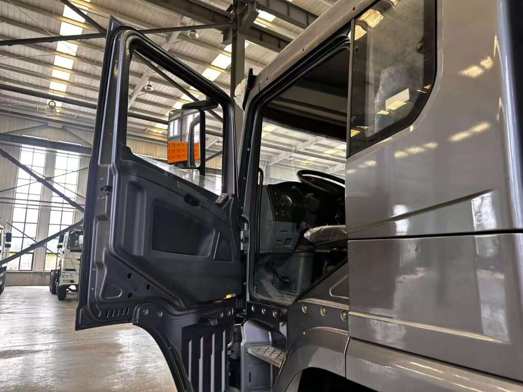 SHACMAN X3000 02d4924567118cb03153418d066e0aba