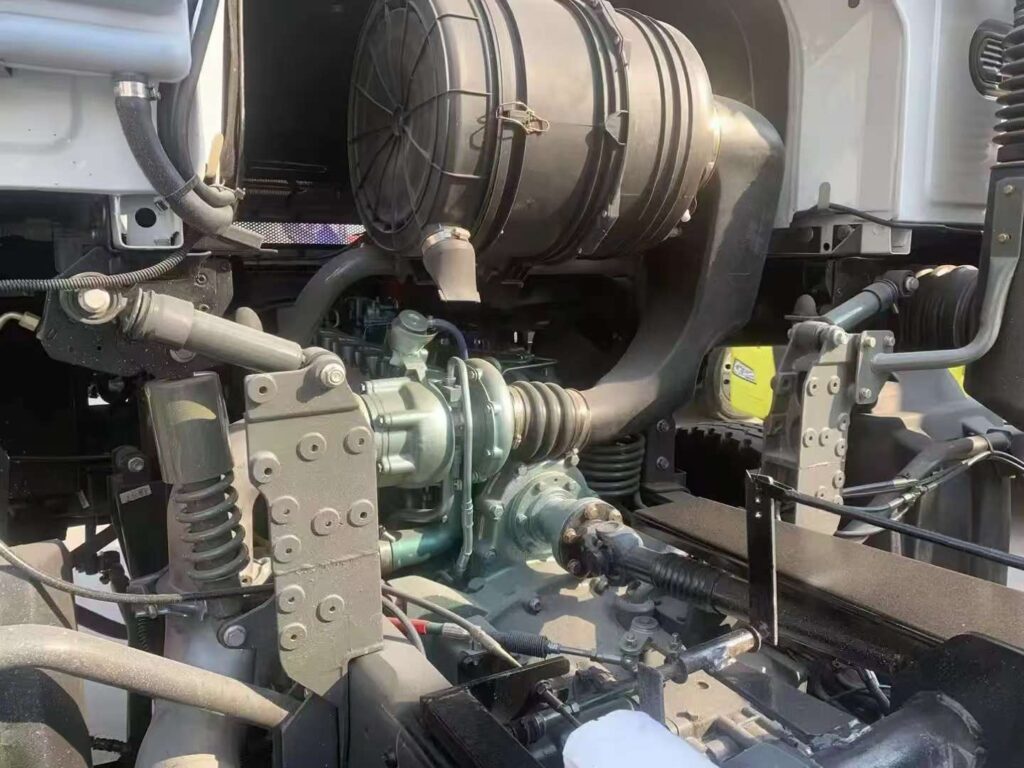 HOWO 6×4 Mixer Tank 507de5e84fede83c4e37b50fa9b5fd0b