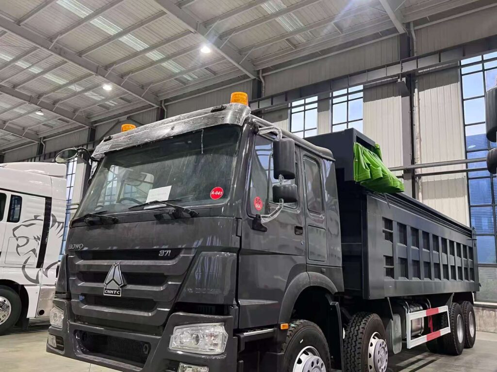 Howo 371 8×4 Dump Truck 5e30f7739a3b0e4176fd3e2b67061ab5