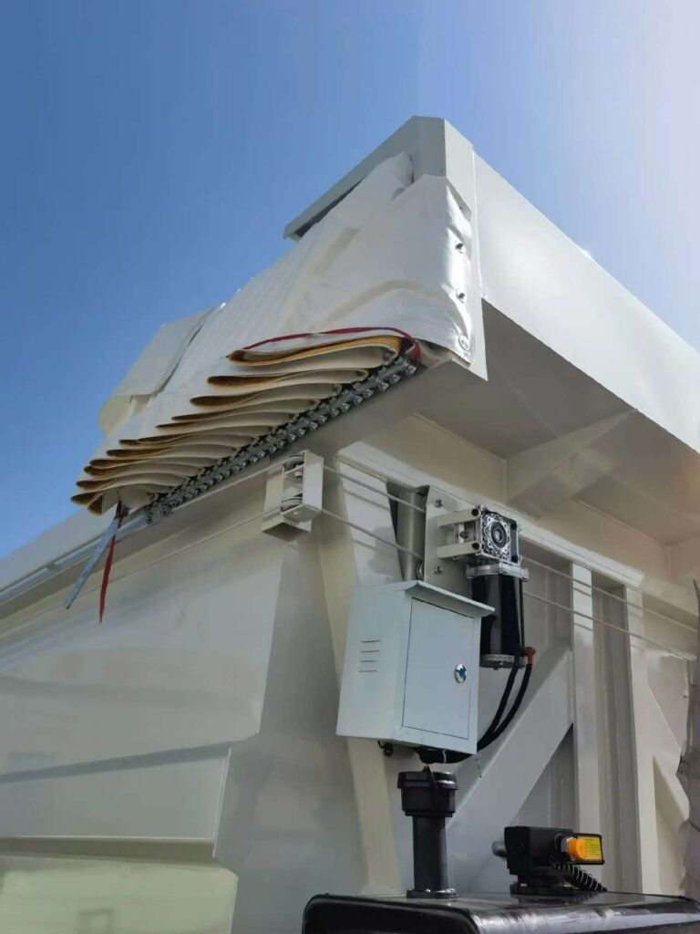 dump semi-trailer 74c98710a51798514ae5f433f2c7a12c